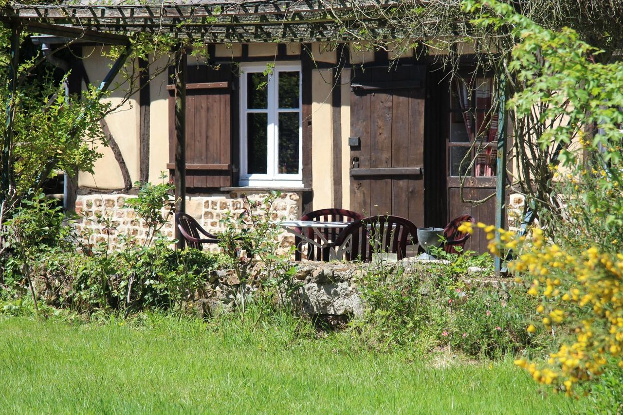 Le Pommenial de la Hérissonnière Saint-Aubin-de-Bonneval Esterno foto