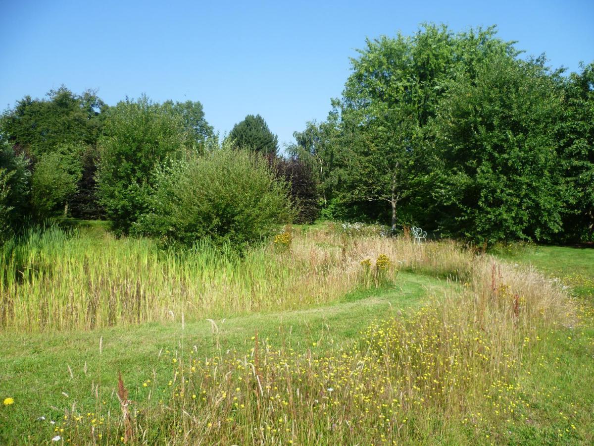 Le Pommenial de la Hérissonnière Saint-Aubin-de-Bonneval Esterno foto